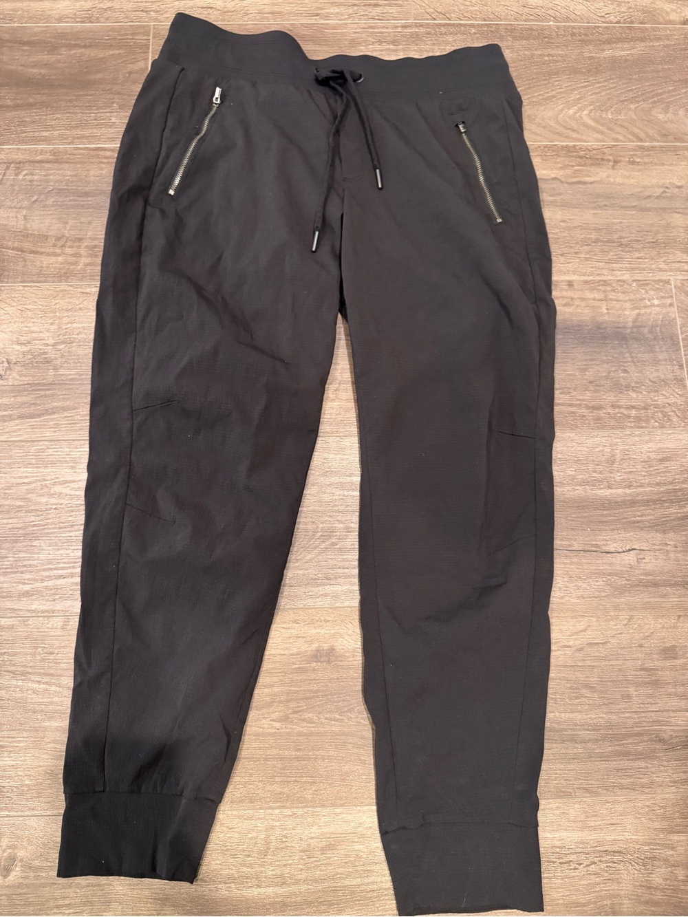 Athleta women’s trekkie north  Jogger Pants with Zipper Pockets, drawstring wais